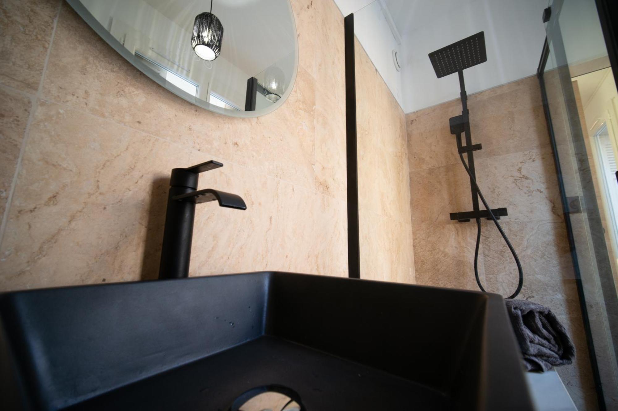 Appartement Tout Equipe Vieux Port 4 Couchages Marseille Exterior photo